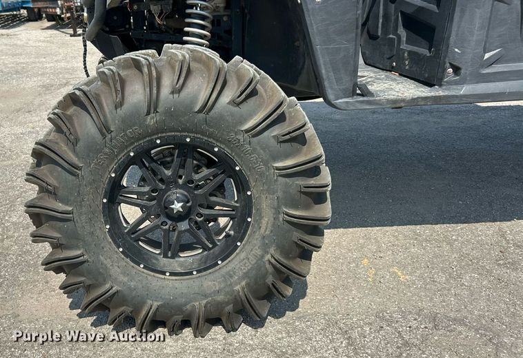 image for item ET3059 2013 Polaris Ranger 800 Crew utility vehicle