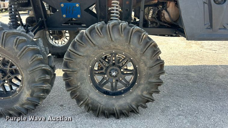 image for item ET3059 2013 Polaris Ranger 800 Crew utility vehicle