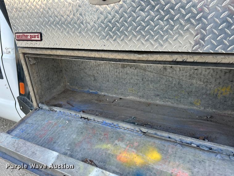 image for item ET3101 2013 Ford F450 Super Duty XL Crew Cab flatbed truck