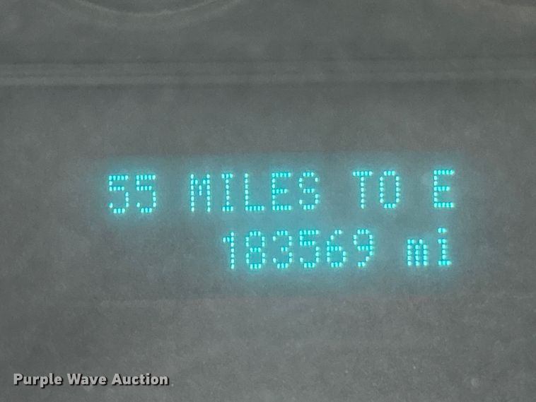 image for item ET3101 2013 Ford F450 Super Duty XL Crew Cab flatbed truck