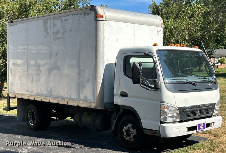 image for item ET3106 2008 Mitsubishi Fuso FE125 box truck