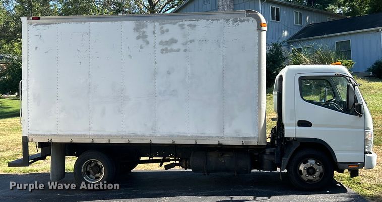 image for item ET3106 2008 Mitsubishi Fuso FE125 box truck