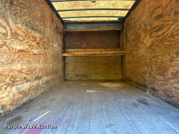 image for item ET3106 2008 Mitsubishi Fuso FE125 box truck