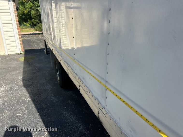 image for item ET3106 2008 Mitsubishi Fuso FE125 box truck