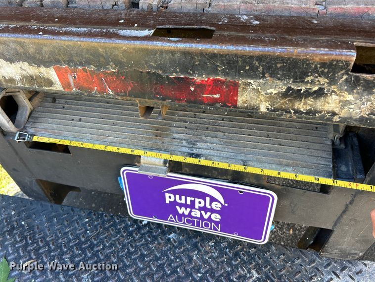 image for item ET3106 2008 Mitsubishi Fuso FE125 box truck