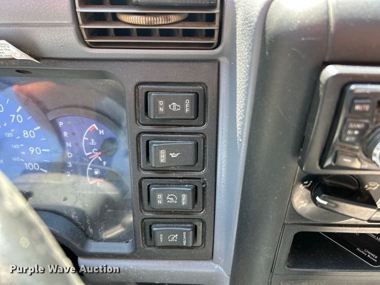 image for item ET3106 2008 Mitsubishi Fuso FE125 box truck