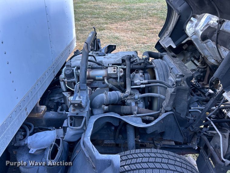 image for item ET3106 2008 Mitsubishi Fuso FE125 box truck