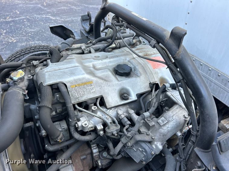 image for item ET3106 2008 Mitsubishi Fuso FE125 box truck