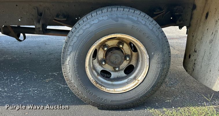 image for item ET3106 2008 Mitsubishi Fuso FE125 box truck