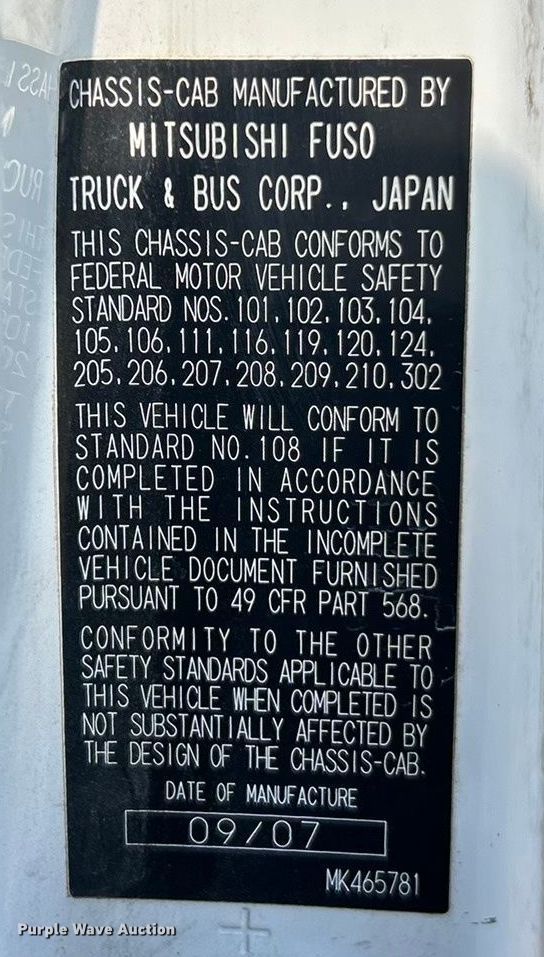 image for item ET3106 2008 Mitsubishi Fuso FE125 box truck