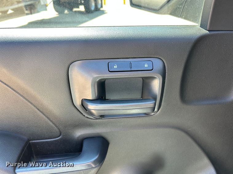 image for item ET3478 2016 GMC Sierra 1500 pickup truck