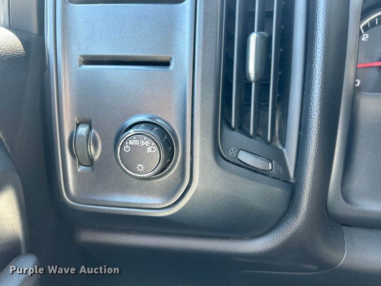 image for item ET3478 2016 GMC Sierra 1500 pickup truck