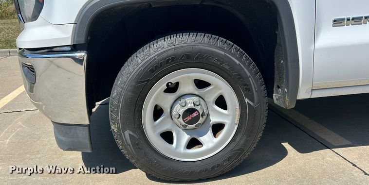 image for item ET3478 2016 GMC Sierra 1500 pickup truck