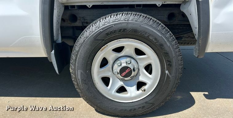 image for item ET3478 2016 GMC Sierra 1500 pickup truck