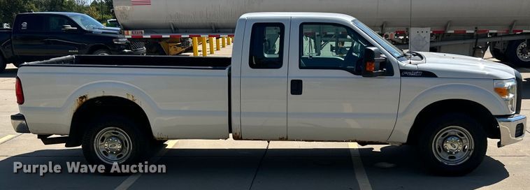 image for item ET3480 2015 Ford F250 Super Duty SuperCab pickup truck