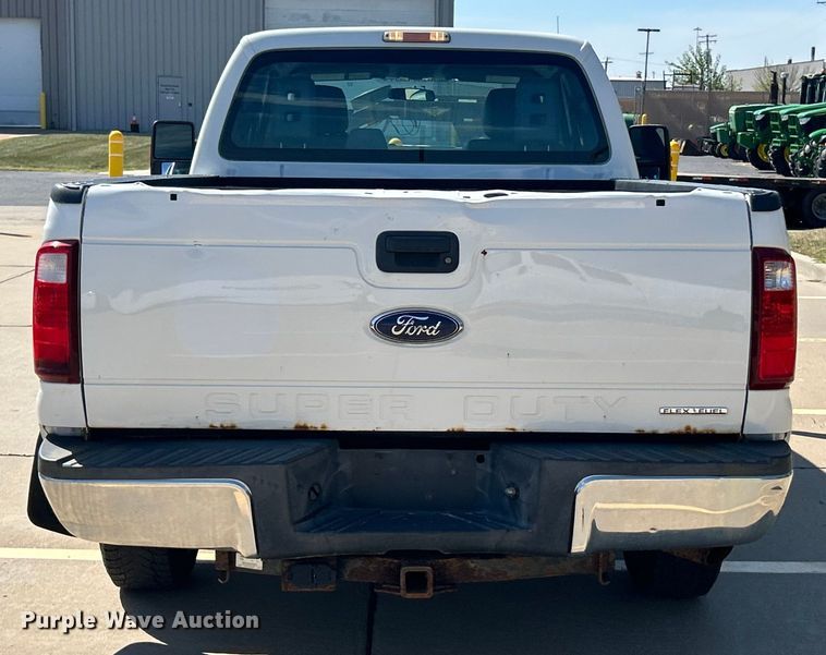 image for item ET3480 2015 Ford F250 Super Duty SuperCab pickup truck