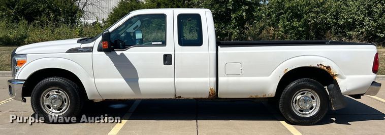 image for item ET3480 2015 Ford F250 Super Duty SuperCab pickup truck