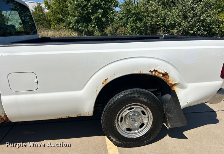 image for item ET3480 2015 Ford F250 Super Duty SuperCab pickup truck