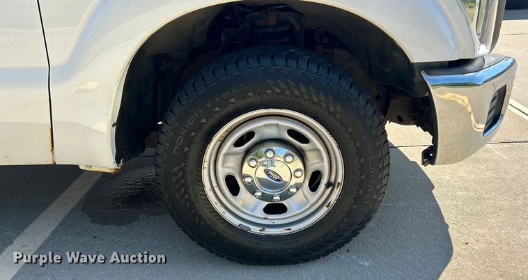 image for item ET3480 2015 Ford F250 Super Duty SuperCab pickup truck