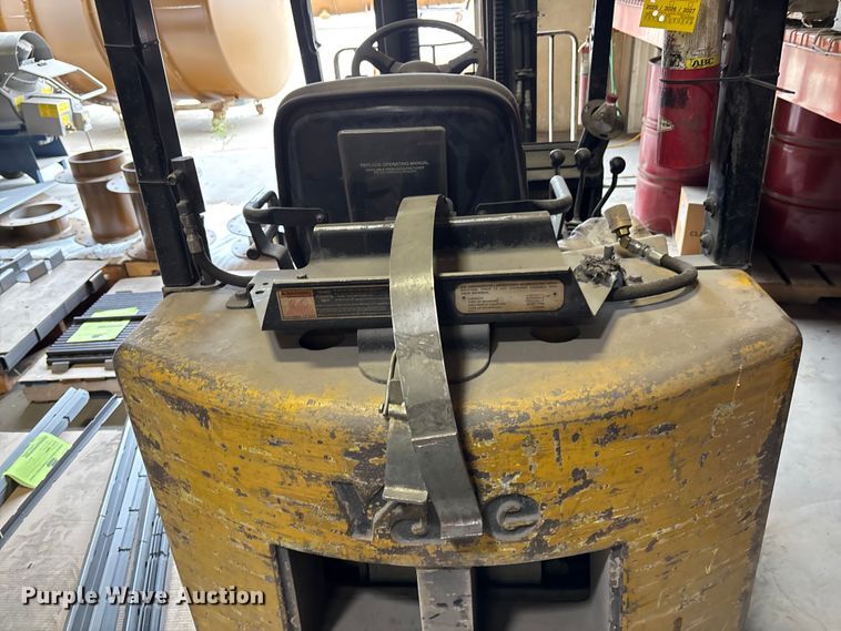 image for item ET4520 Yale Forklift forklift