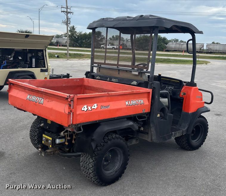 image for item ET4592 Kubota RTV 900 utility vehicle