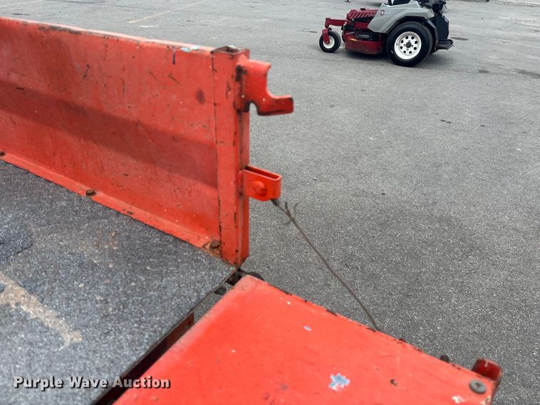 image for item ET4592 Kubota RTV 900 utility vehicle