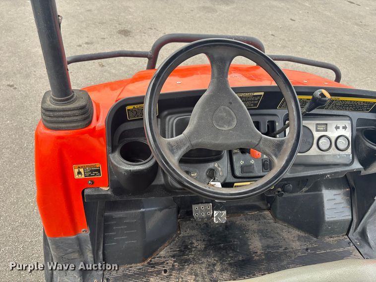 image for item ET4592 Kubota RTV 900 utility vehicle
