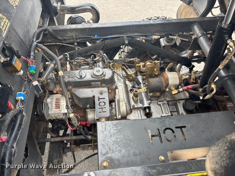 image for item ET4592 Kubota RTV 900 utility vehicle