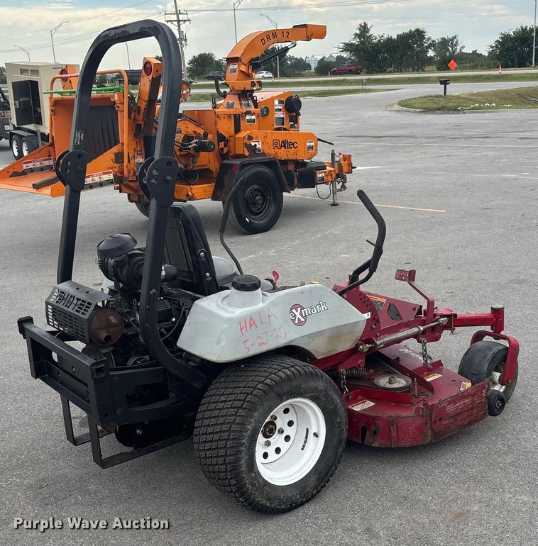 image for item ET4602 Exmark Lazer Z ZTR lawn mower