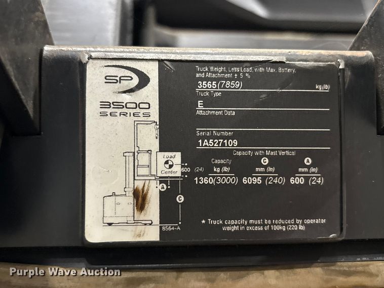 image for item ET8523 2018 Crown SP3520-30 order picker