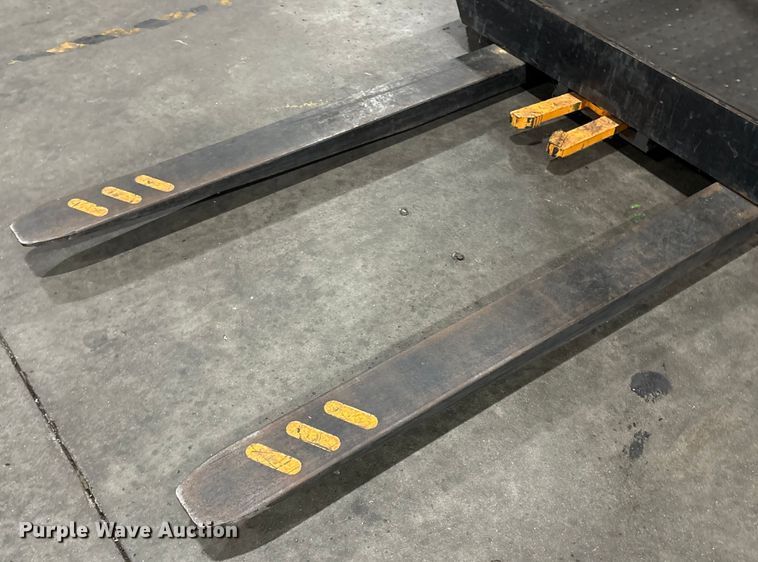 image for item ET8523 2018 Crown SP3520-30 order picker