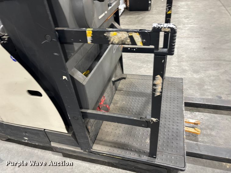 image for item ET8523 2018 Crown SP3520-30 order picker