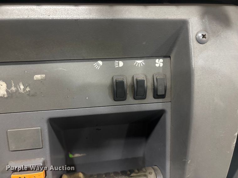 image for item ET8523 2018 Crown SP3520-30 order picker