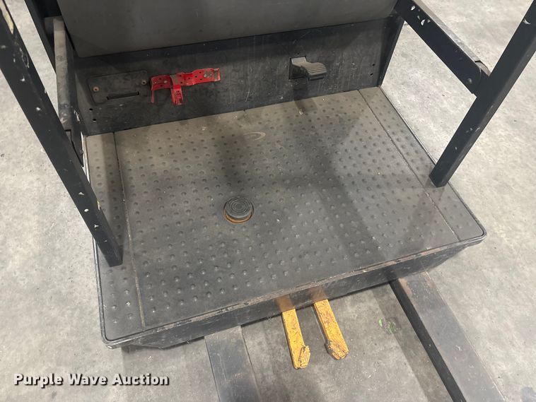 image for item ET8523 2018 Crown SP3520-30 order picker