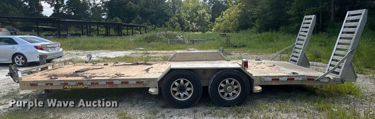 image for item ET8525 2020 Aluma TR-8222-14K equipment trailer