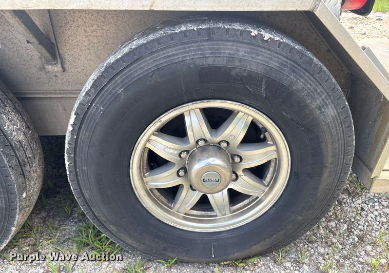 image for item ET8525 2020 Aluma TR-8222-14K equipment trailer