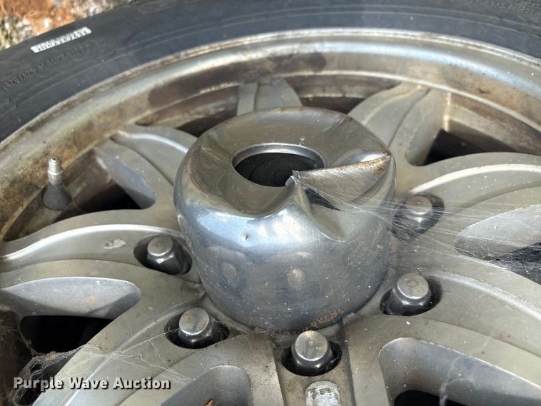 image for item ET8525 2020 Aluma TR-8222-14K equipment trailer