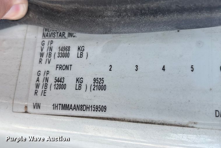 image for item ET8528 2013 International 4300 box truck