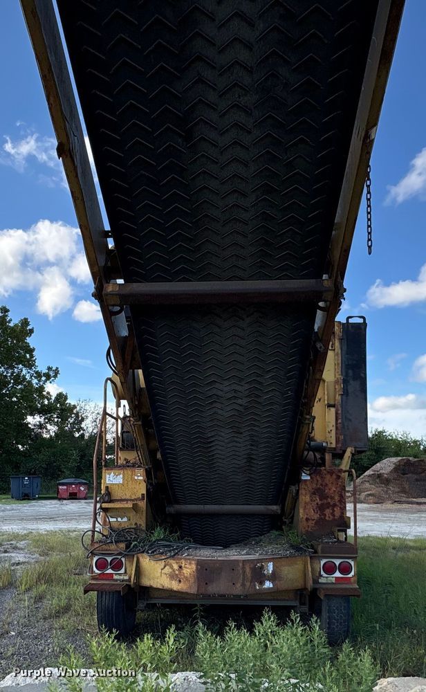 image for item ET8530 Bandit Beast 3680 horizontal grinder