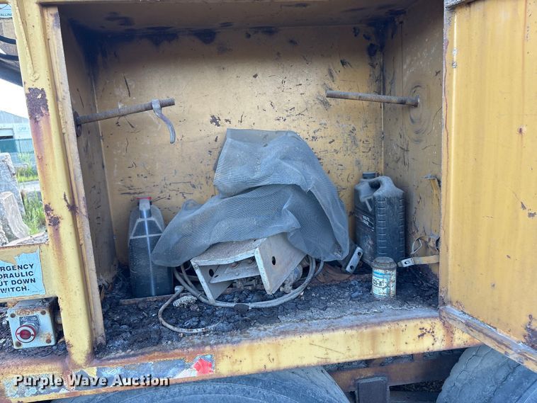 image for item ET8530 Bandit Beast 3680 horizontal grinder