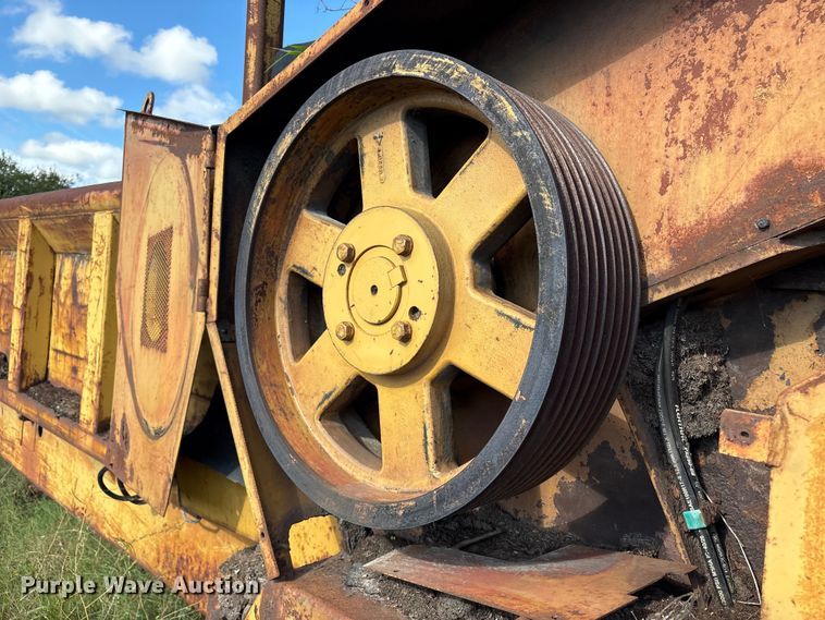 image for item ET8530 Bandit Beast 3680 horizontal grinder