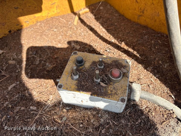 image for item ET8530 Bandit Beast 3680 horizontal grinder