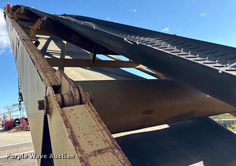 image for item ET8530 Bandit Beast 3680 horizontal grinder