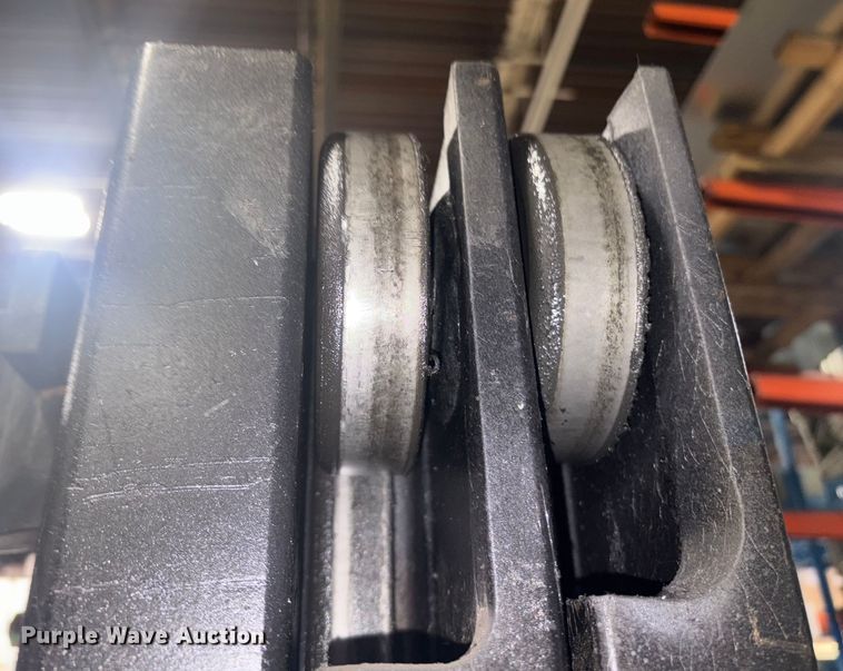 image for item ET8532 2014 Toyota 8FGC55U forklift