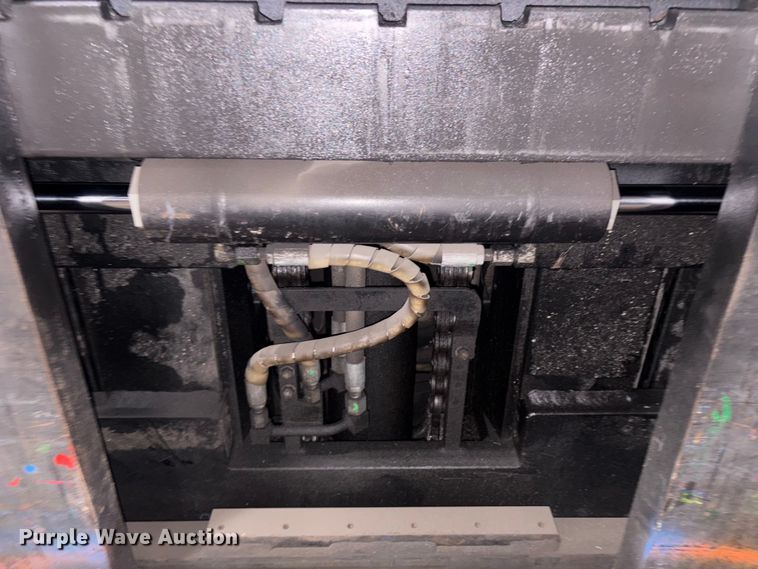 image for item ET8532 2014 Toyota 8FGC55U forklift