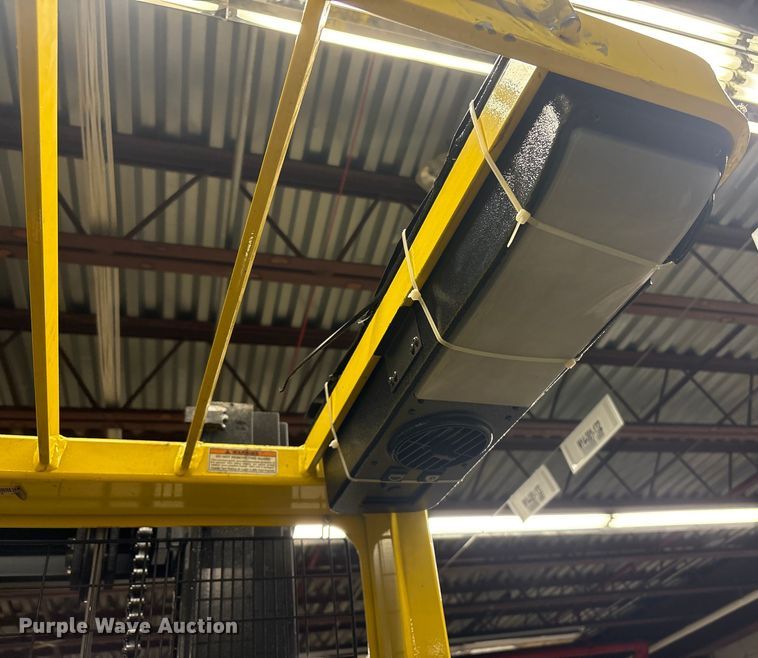 image for item ET8533 2018 Hyster R30XM3 order picker