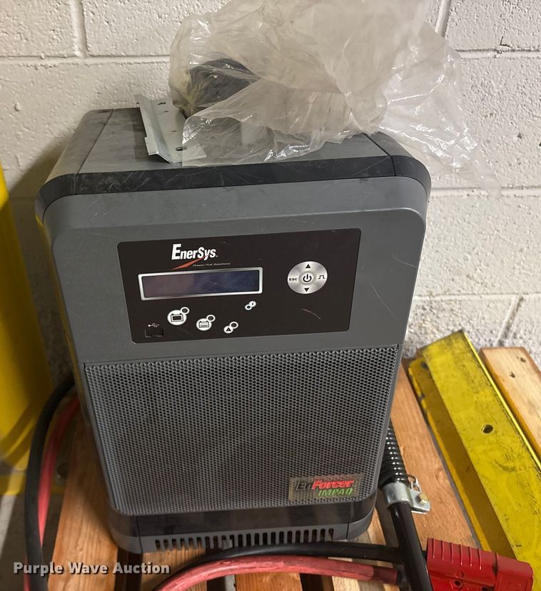 image for item ET8533 2018 Hyster R30XM3 order picker