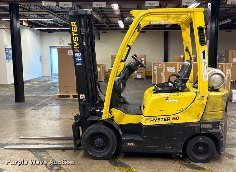 image for item ET8534 2016 Hyster S50CT  forklift