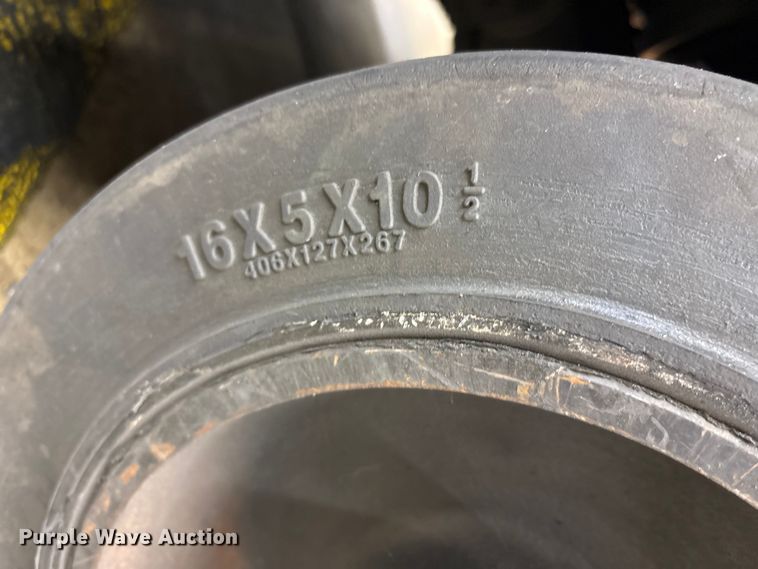 image for item ET8534 2016 Hyster S50CT  forklift