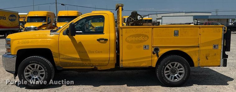 image for item EU2078 2015 Chevrolet Silverado 3500HD utility bed pickup truck